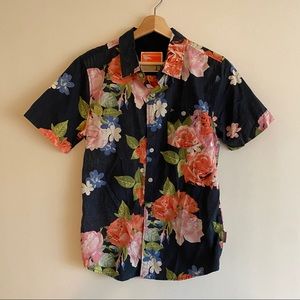 Mens modern amusement floral shirt size small